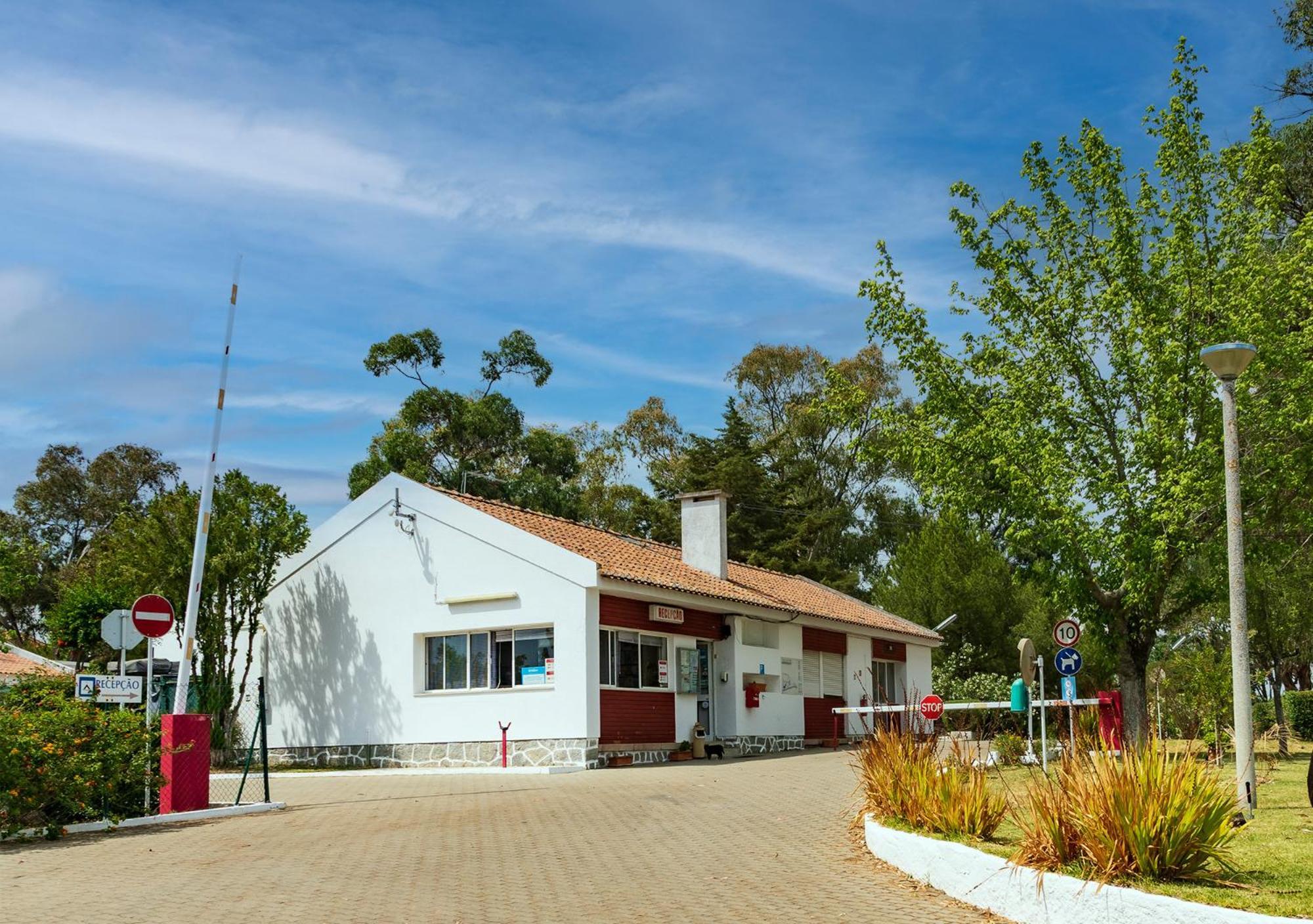 Hotel Parque de Campismo Orbitur Évora Exterior foto